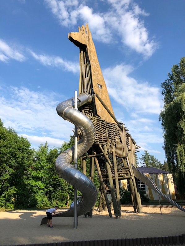 Familienausflug in den Sergenti Park